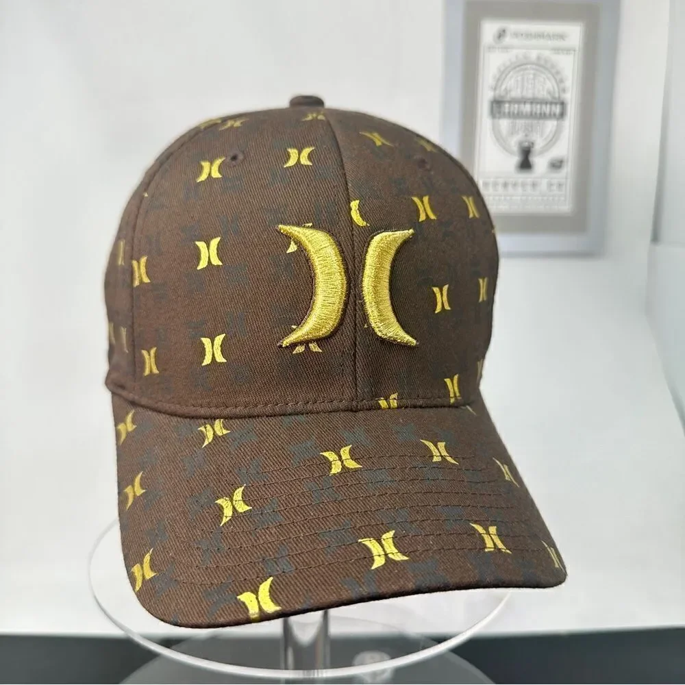 HURLEY CAP — Step & Repeat Logos / Gold&Brown
